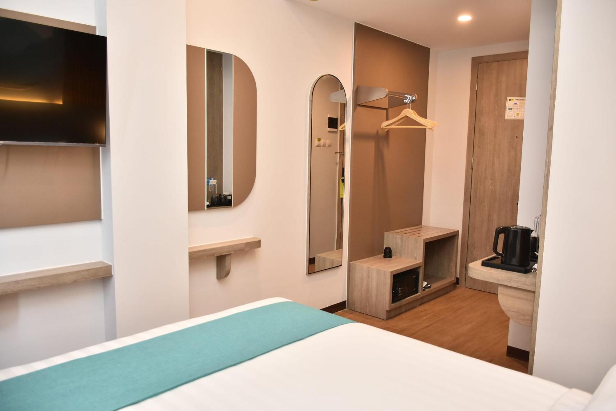 Kamar Queen Superior